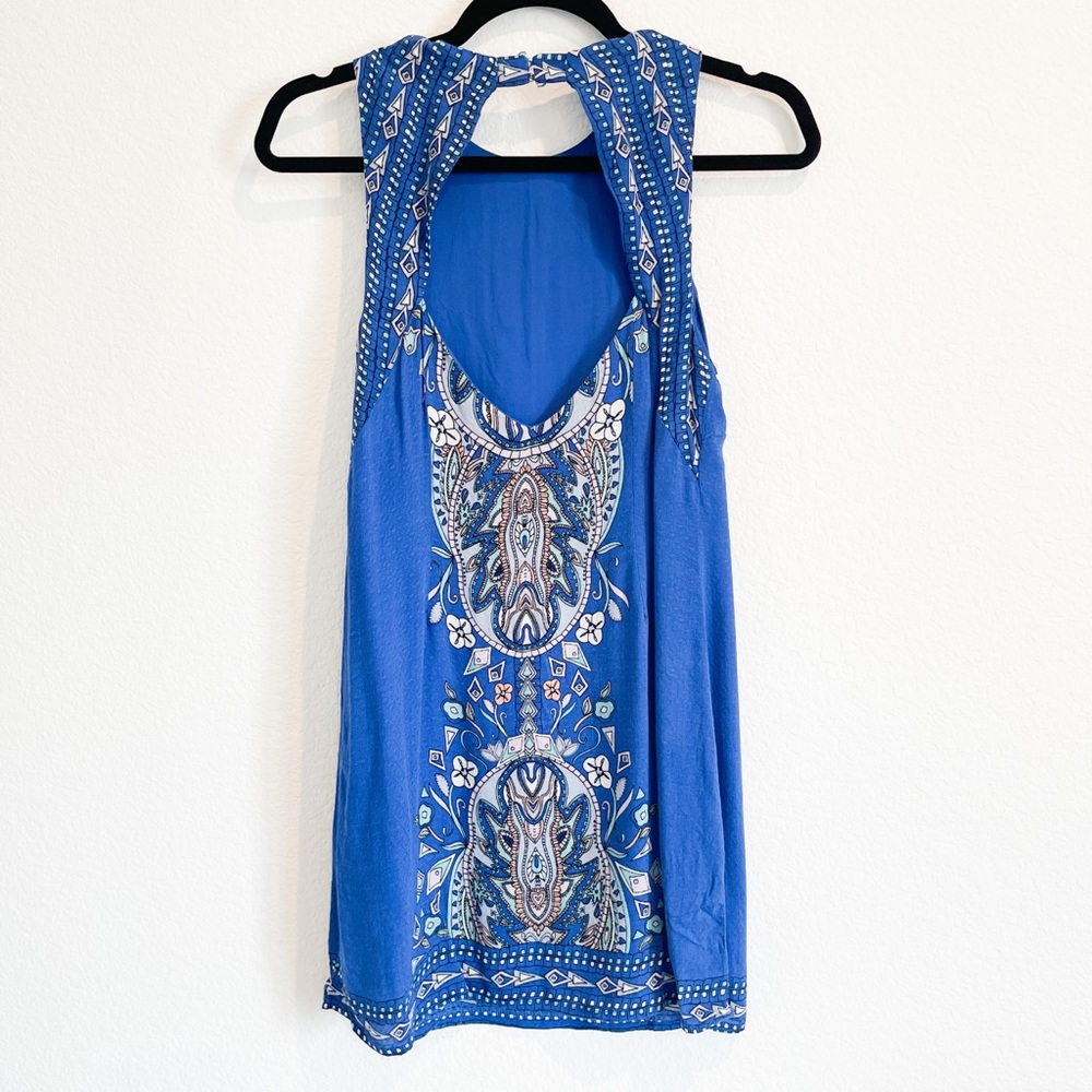 Dress - Picture 2 of 7